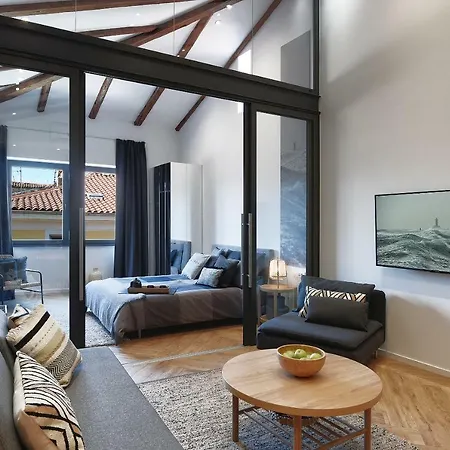 Luxury Jana With Private Parking *