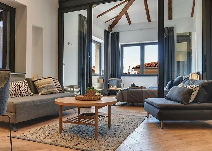 Apartment Luxury Jana With Private Parking Pula