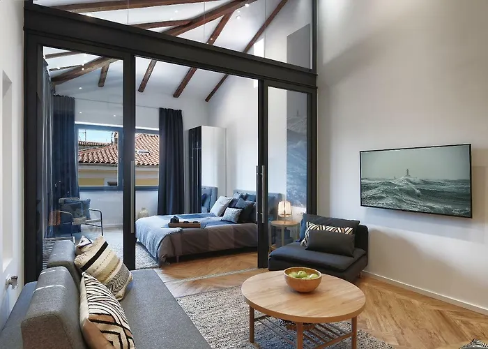 Luxury Jana With Private Parking *